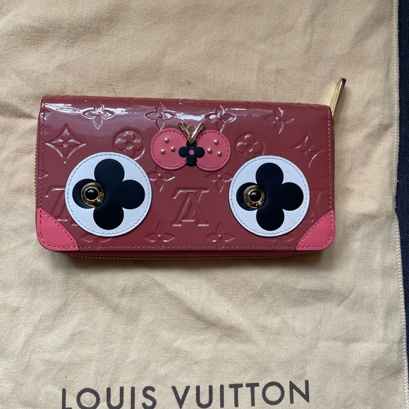Limited edition Louis Vuitton long wallet - Picture 2 of 6